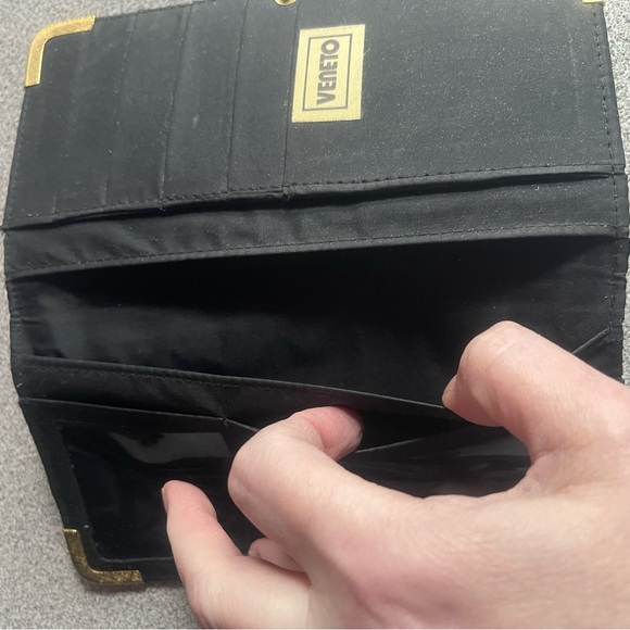 Veneto Black Mesh With Gold Toned Metal Frame Corners - Picture 5 of 9